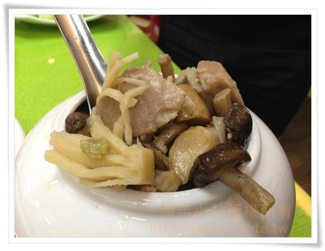 2013 全國素食自助餐南京店年菜 33